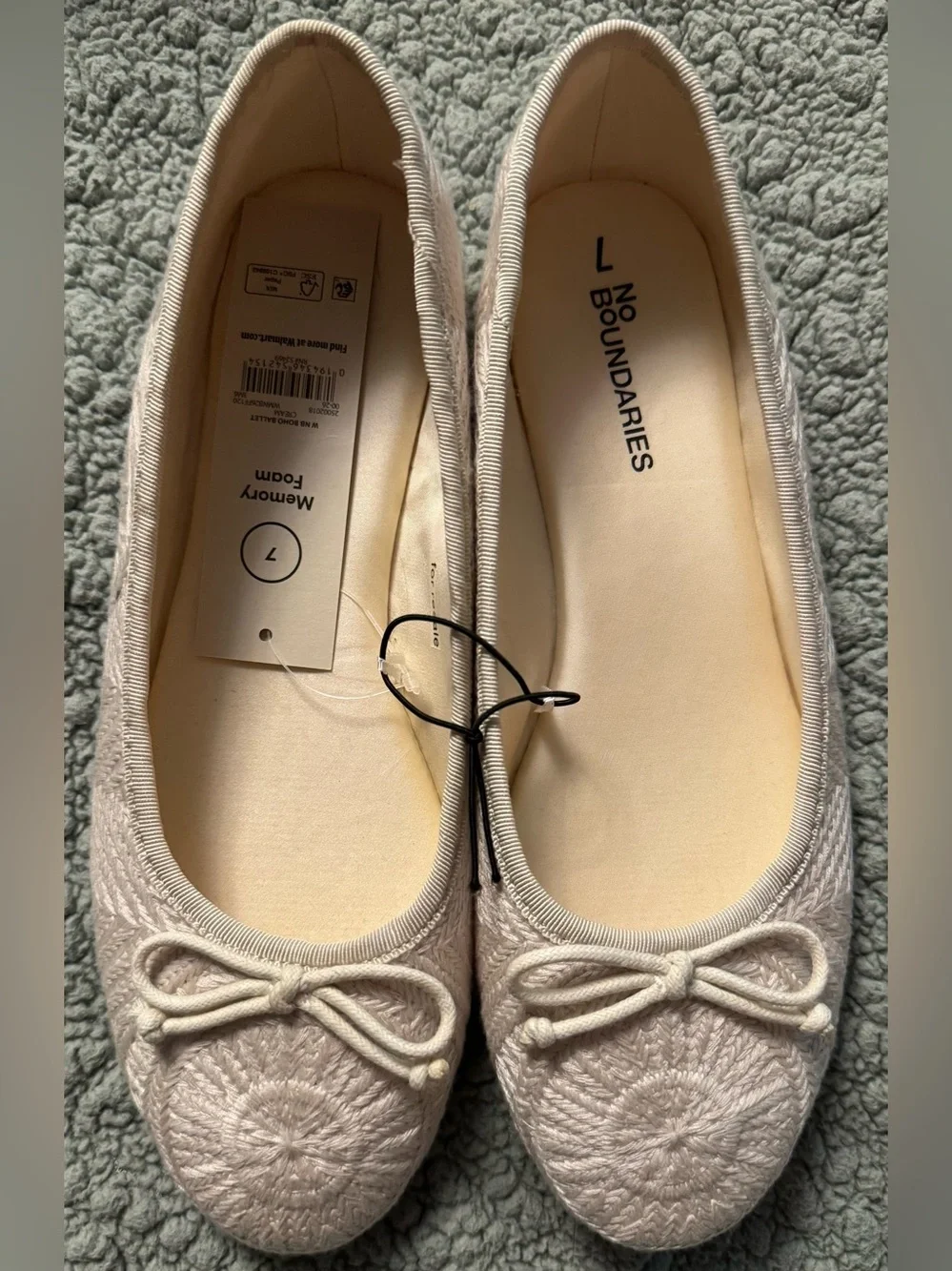 No Boundaries Ballet Flats in Cream Ivory Size 7 w Memory Foam Embroidered Boho